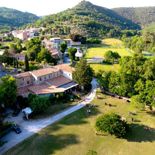 Une parenthèse hors du temps : l&#8217;hôtellerie de cœur au cœur du Var